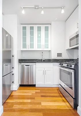 Rented by Mirador Real Estate | media 55