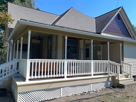 4th image of 704 1st St