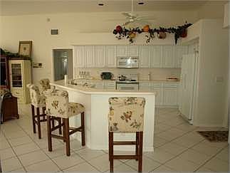 4th image of 1099 Dana Ct