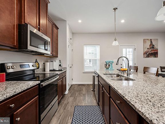 5th image of 7560 Hancock St