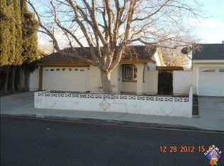 2924 E Avenue R7, Palmdale, CA 93550