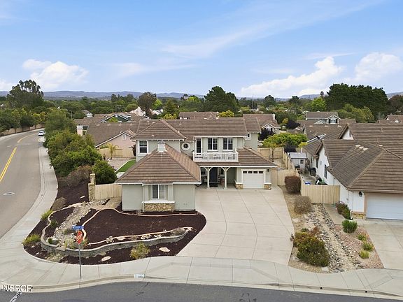 2nd image of 3082 Mesquite Ln
