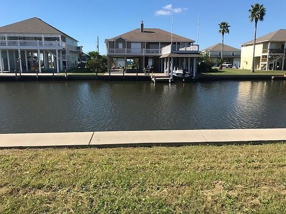 5th image of 1145 Lagoon Dr