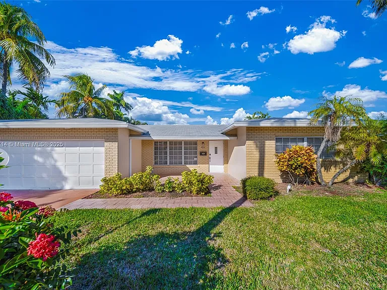 241 Oceanic Ave — Photo 43
