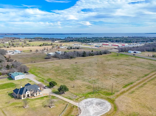 285 Cowboy Dr, Corsicana, TX 75109