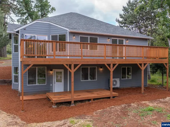 8833 Liberty Rd S, Salem, OR 97306