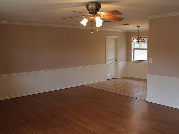 4th image of 510 E Ross St
