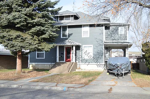 825 Avenue C Photo 1