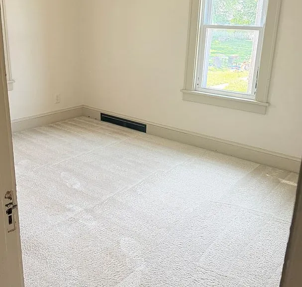 561 Baldwin Ave — Photo 6