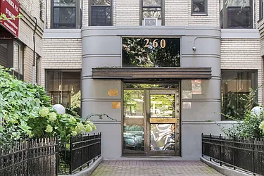 Sold by Thomas Lipovetsky, LREB