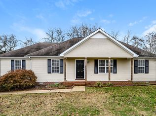 2227 Sawmill St, Murfreesboro, TN 37128