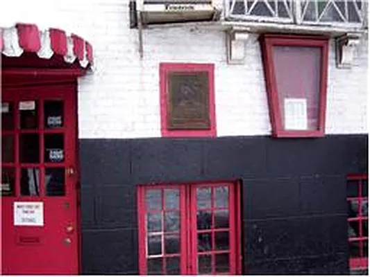 Rented by Douglas Elliman | media 2