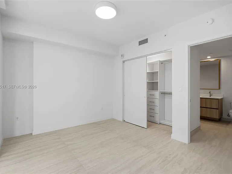 77 SE 5th St #2307 — Photo 16