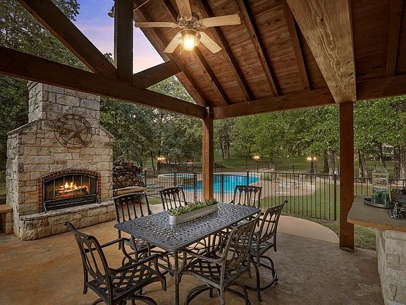 5th image of 119 Oakmont Dr