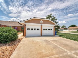 1300 McAdams Rd, Salina, KS 67401