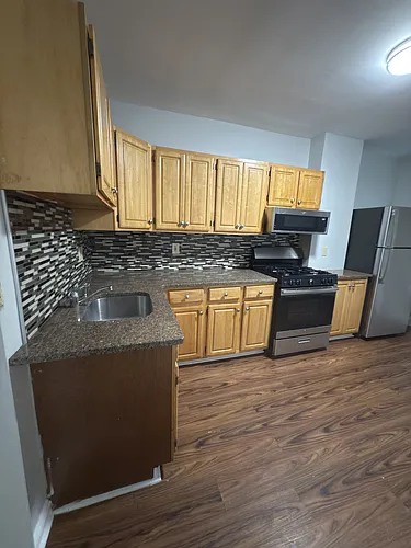 21 Harold St #1 Photo 1