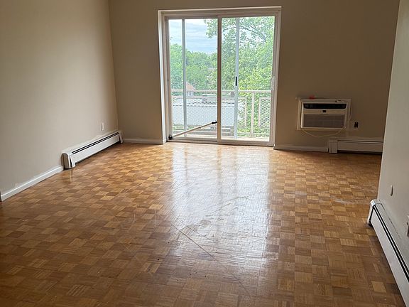 3rd image of 120 Main St #5F