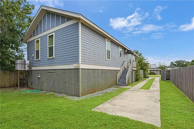 5617 Spain St — Photo 16
