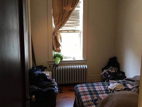 2nd image of 2524 18th St