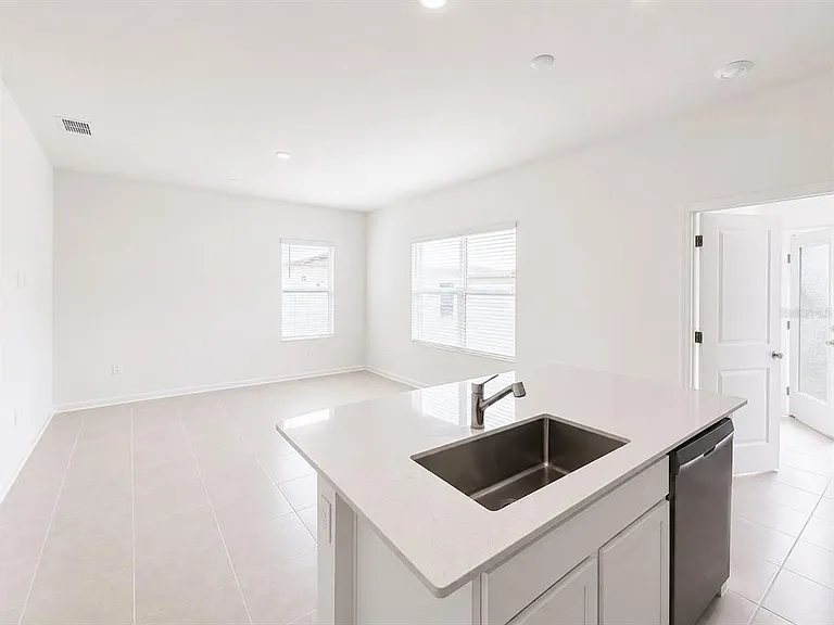 2156 Rider Rain Ln — Photo 5