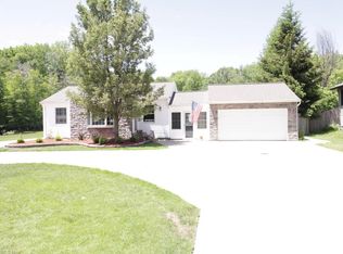 8132 Richard Rd, Broadview Heights, OH 44147