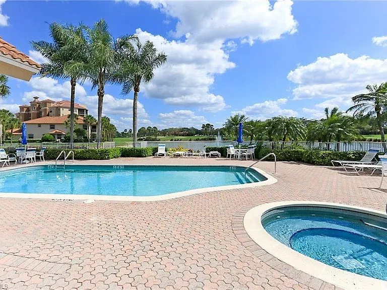 515 Laguna Royale Blvd #102 — Photo 1