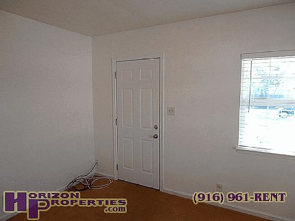 (3) : 3135 62nd St Sacramento, CA