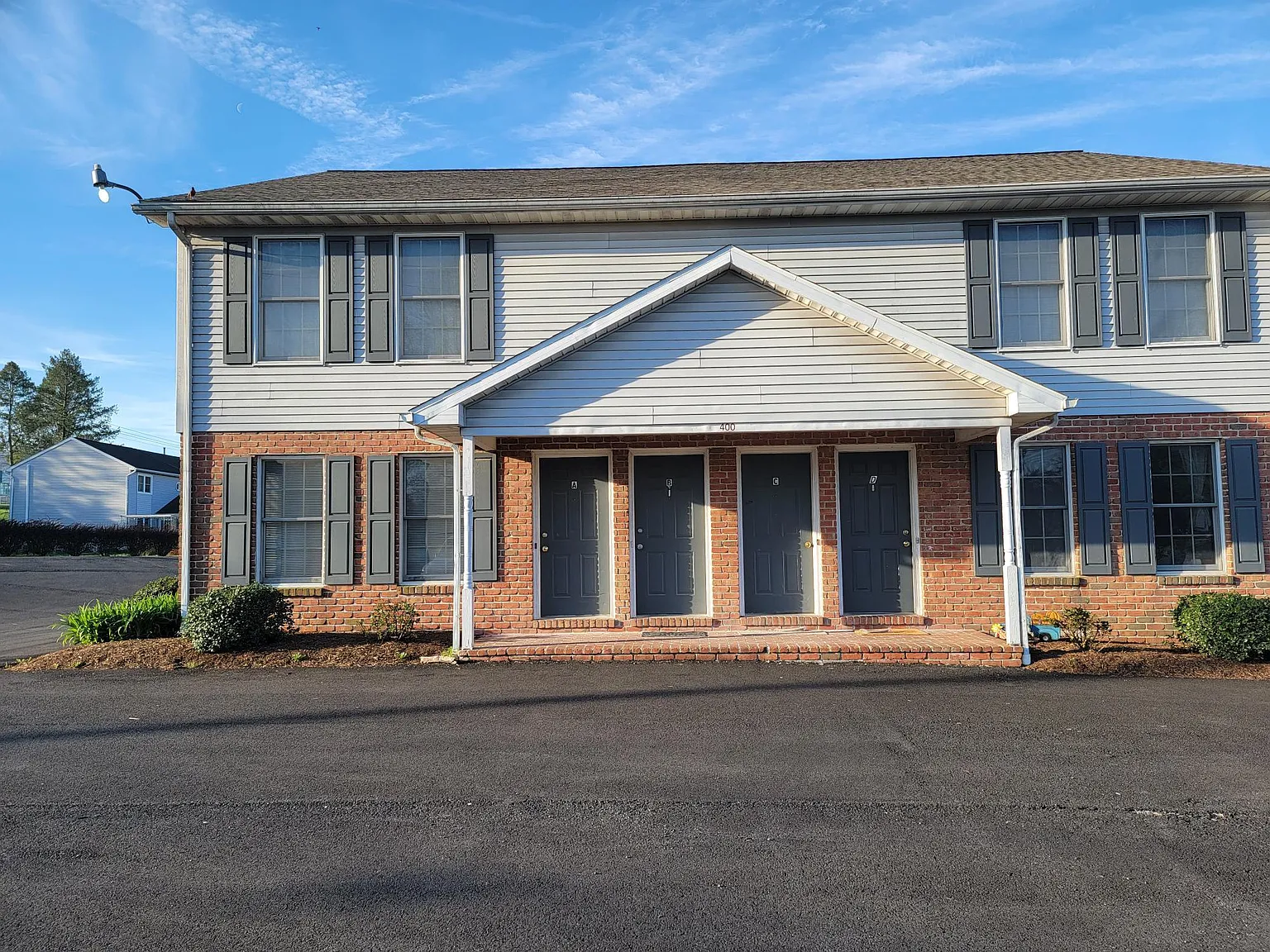 2 bed, $1,195 — Photo 1