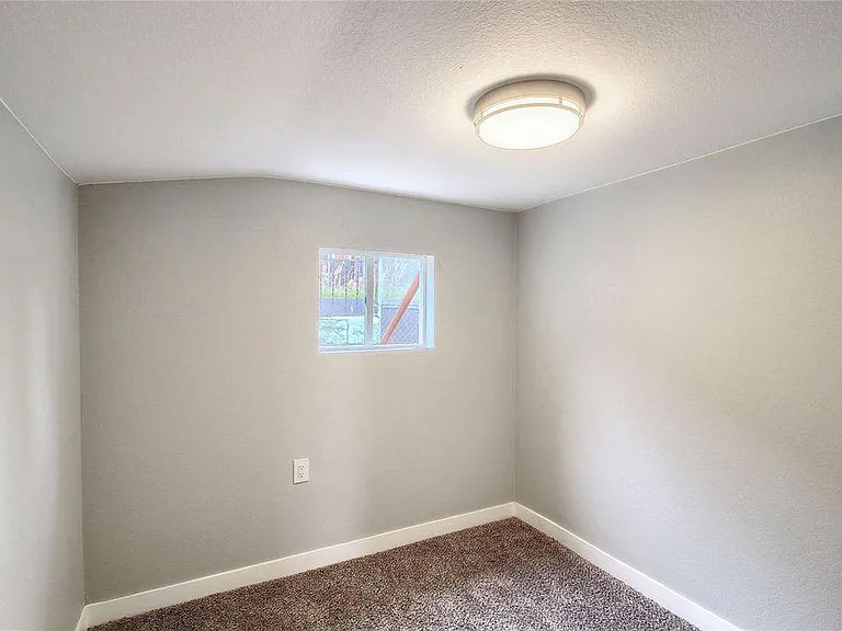 403 Julian St — Photo 12