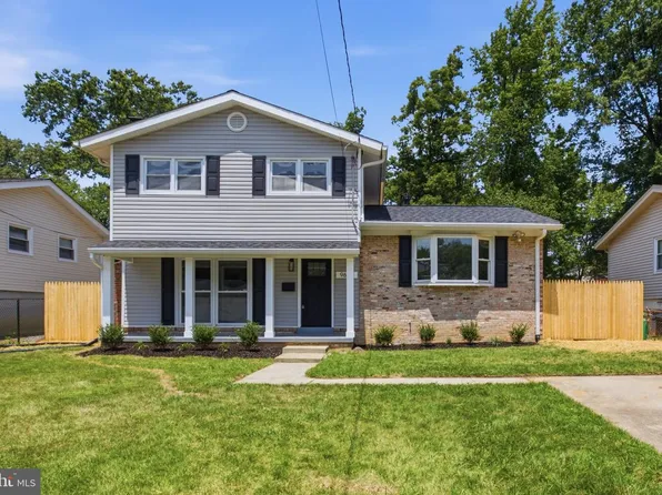 9602 Dubarry Ave, Lanham, MD 20706