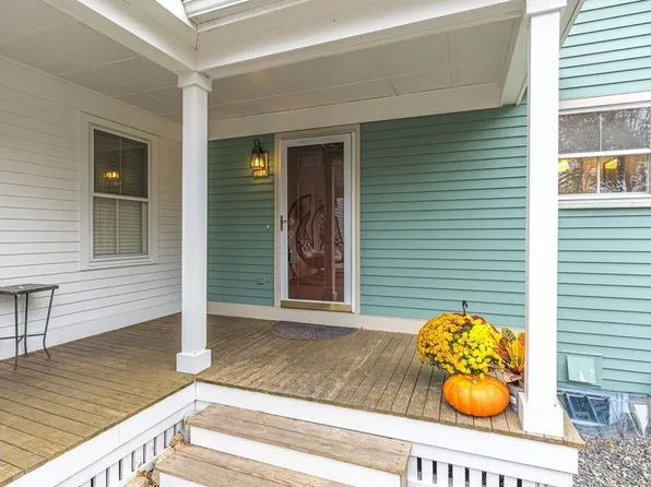 21 S Cmns #D, Lincoln, MA 01773