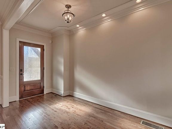 2nd image of 209 Garlington Oak Ct