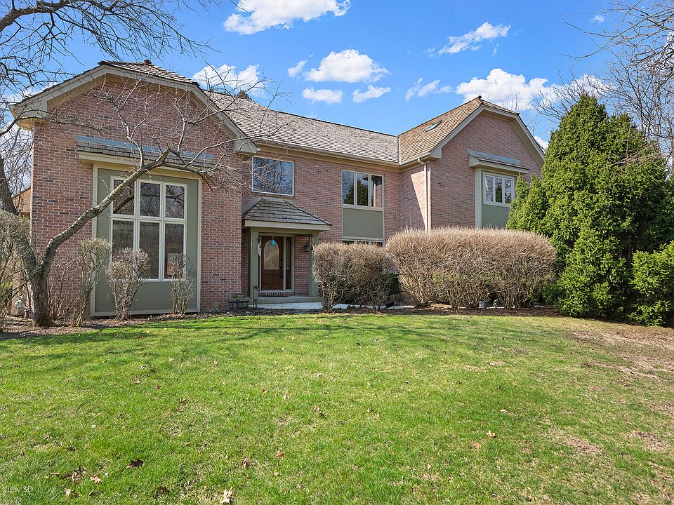 1st image of 16693 W Cherrywood Ln