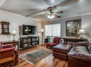 1929 Spanish Trl, Irving, TX 75060