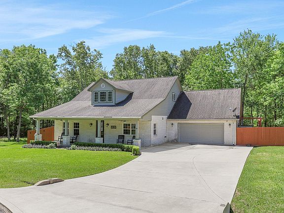 2nd image of 50 Prince Cir