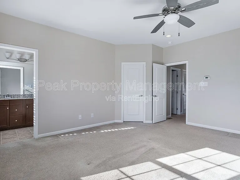 11323 Sadler Walk Ln — Photo 10