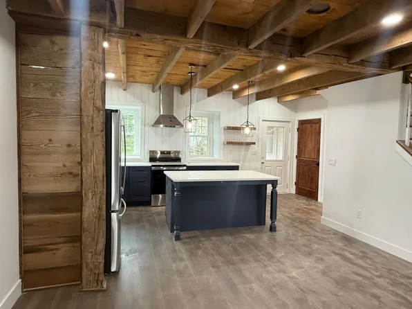 263 Hunterforge Rd, Macungie, PA 18062