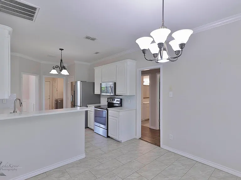 342 Pilgrim Rd — Photo 12