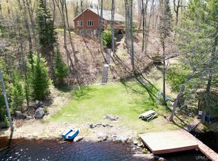 5152 Floating Bear Rd, Republic, MI 49879