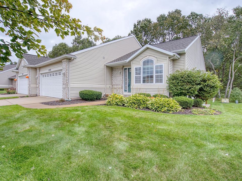 1st image of 15516 Winchester Cir