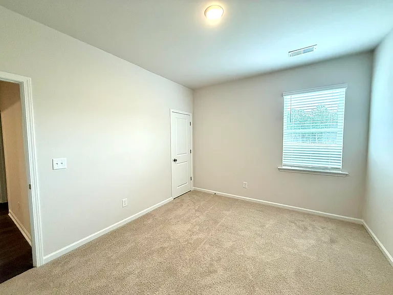 9093 Malahide Ln — Photo 8