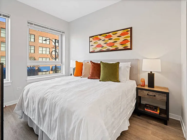 23rd Place Apartments - Market Rate Apartments — Photo 14