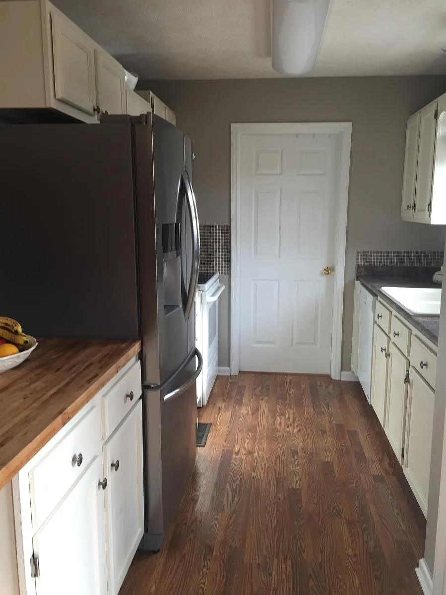 Kitchen - 5238 Bell Ridge Dr