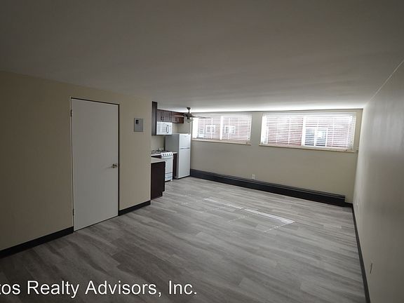 3rd image of 2475 S York St APT 102