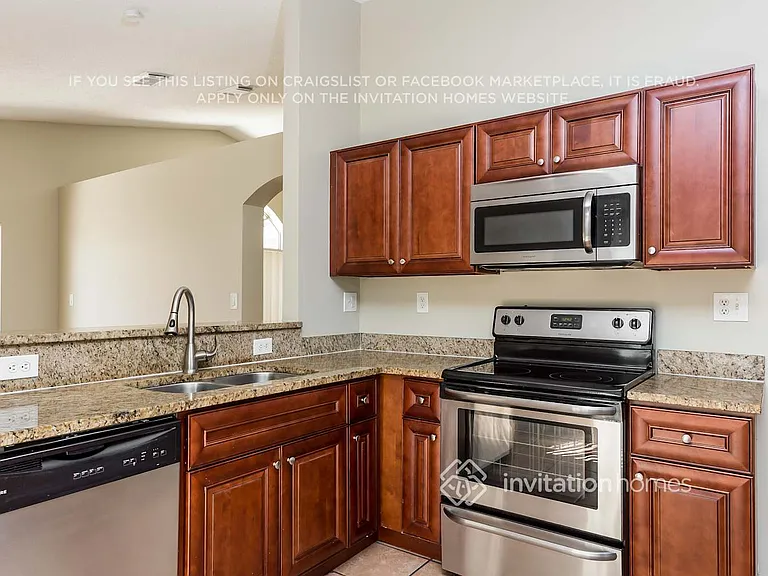 15927 SW 82nd St — Photo 9