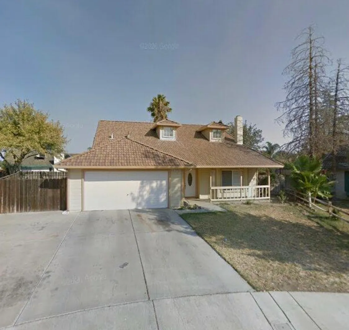 4 bed, 2.5 bath, 1871 sqft, $2,700 — Photo 1