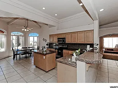 3 bed, 2040 sqft, $2,800 — Photo 4