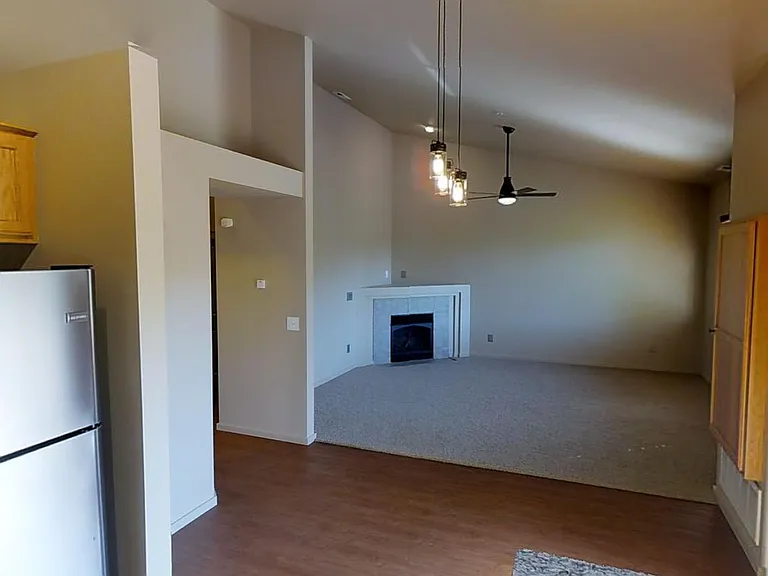 One Lake Place — Photo 16