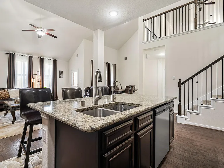 1505 Heartwood Dr — Photo 15