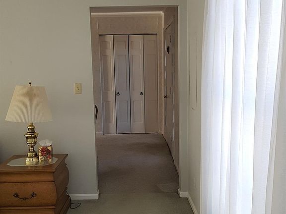 4th image of 2119 Raeburn Dr